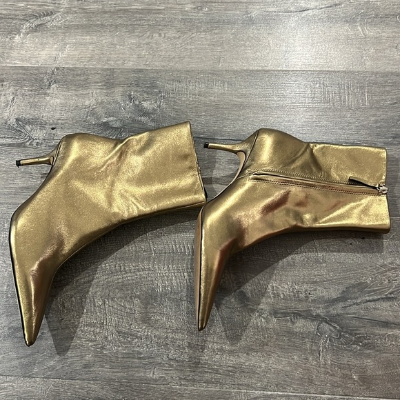 Zara Metallic Gold Ankle Bootie Women’s size 41 - Picture 2 of 10
